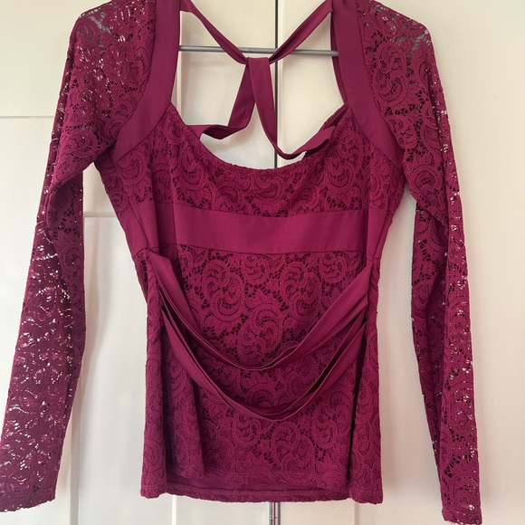 Bebe lace blouse floral pink purple stunning y2k strappy open Y back cute 2000s - Picture 5 of 5